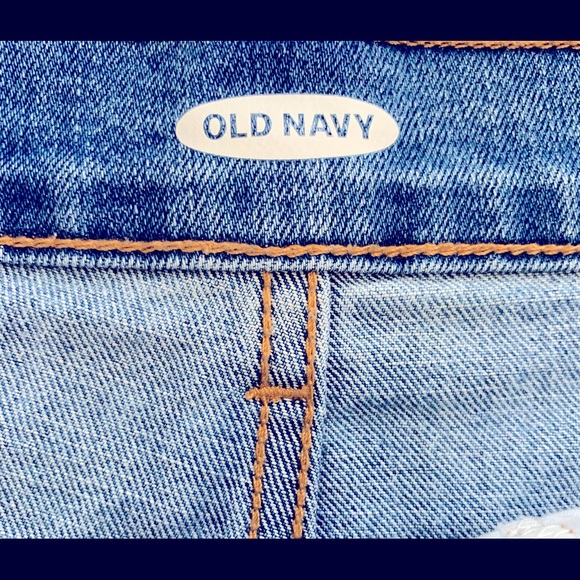 Old Navy Cuff Jean Shorts Sz 8 - Picture 5 of 6